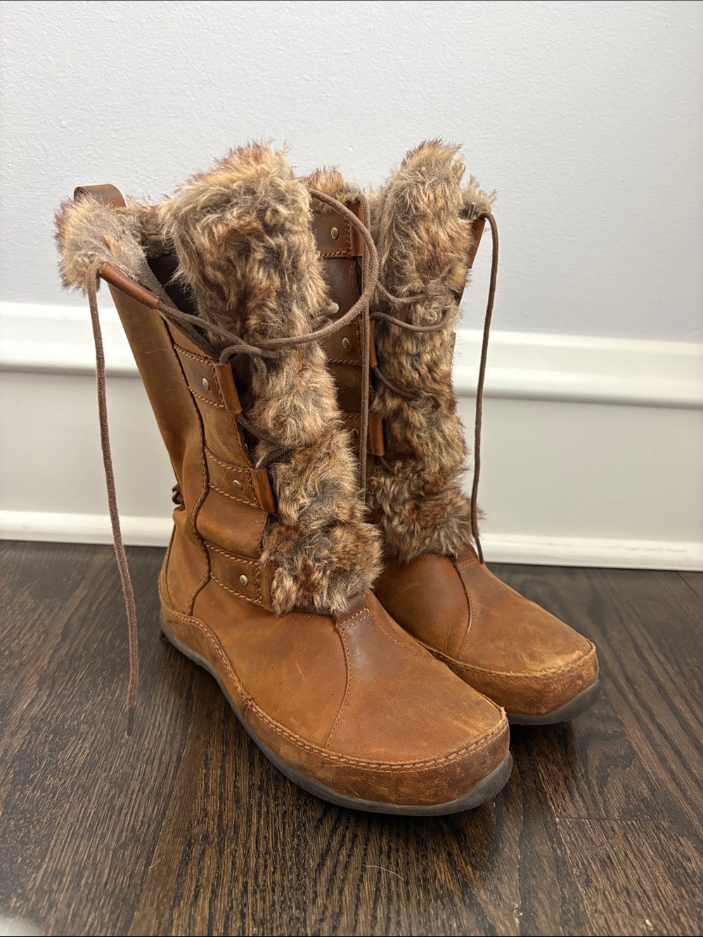 The North Face Women's Tan Faux-Fur Lace-Up Winter Boots